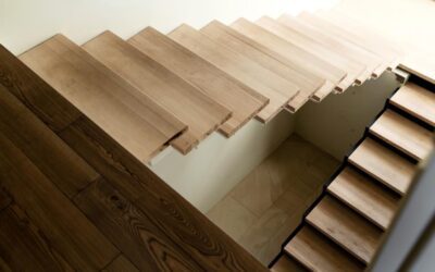 Fabricación e instalación de Escaleras en madera maciza